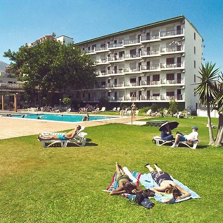 Kross Goya Benalmádena Exteriör bild